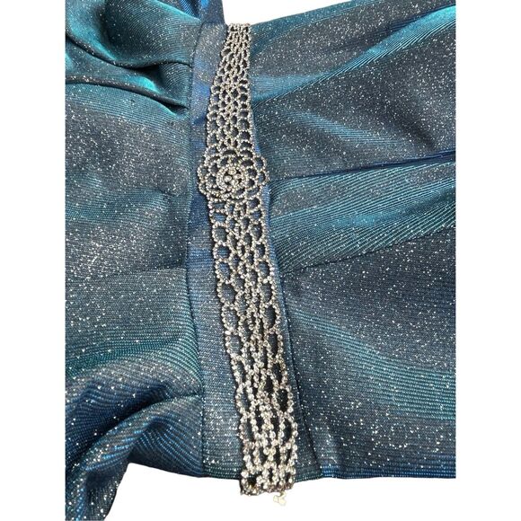 Formal Long Full Skirt Prom dress with pockets - Size 2 - Peacock Blue - Picture 8 of 16